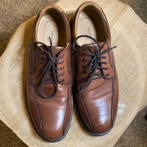 Men’s Dockers dress shoes